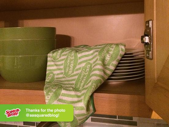 scotchbrite's tweet image. "A #clean #kitchen is a happy kitchen." @aasquaredblog shows us all how good clean can feel! #cleanfeelsgood