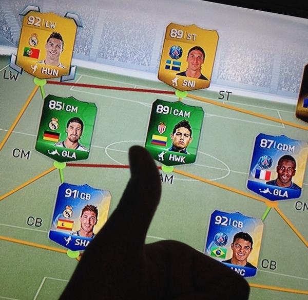 MasterF999's tweet photo. Wager?
I'm the new owner!
#fut #fut14 #fifa14 #pinkslips #wager #wagermatch #wagerps3 #ps3 http://t.co/EShBkOxsPJ