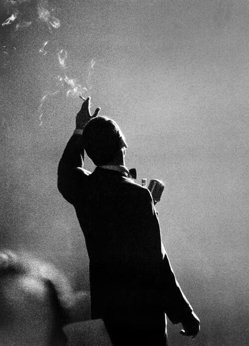 HistoryInPics's tweet image. Frank Sinatra performing in Monte Carlo photographed, 1958
(By Herman Leonard)