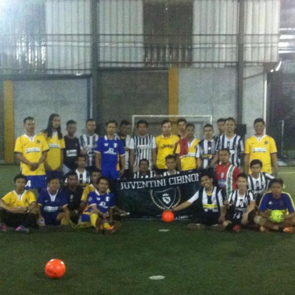 RT"<a href="/BianconeroCBN/">Juventini Cibinong</a>:terima kasih kalian luar biasa #FutsalKemerdekaan2014 #IndependenceDay cc <a href="/JCI_Bogor/">BOGOR SIAMO NOI</a> "