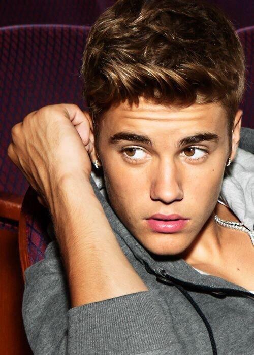 TeamOfBieber's tweet image. p e r f e c t i o n.

#MTVHottest Justin Bieber