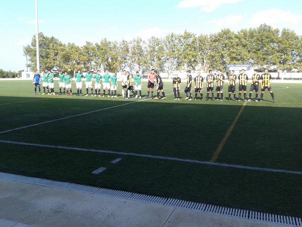CE_PERELLO's tweet photo. comença el partit a deltebre. #pretemporada #ceperello http://t.co/O7Pw8ZWpT3