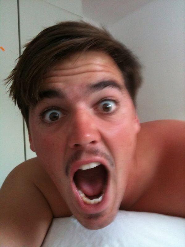 michaela_du's tweet photo. Fool it's time for you to come home hay @Rudz_V_V http://t.co/9CZARGD1Ix