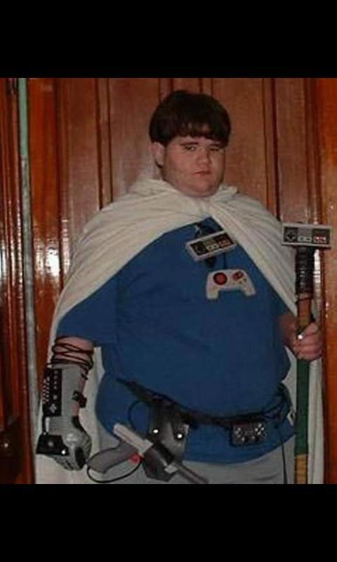 LittleBruhh's tweet photo. @Albi_SideArms exposed!!! http://t.co/HUsfEWOttR