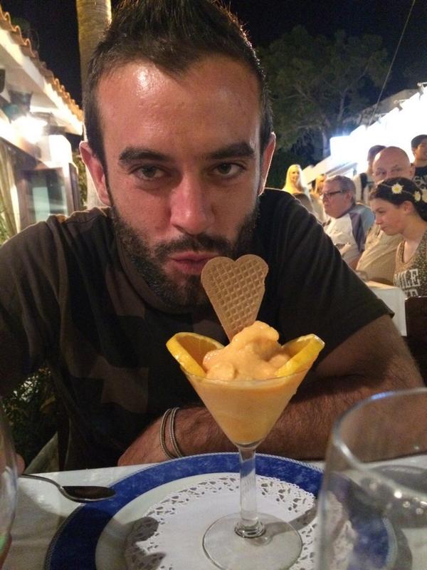 MiÀn Po tweet media