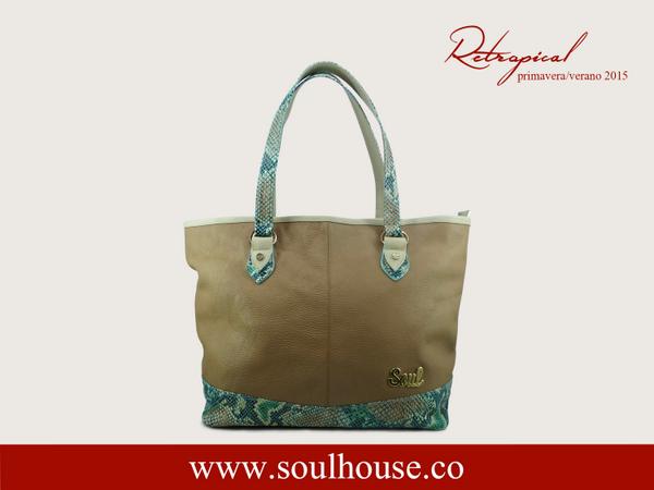SOULcontacto's tweet photo. Bolso tipo "tote" en color arena de la nueva colección "retropical" http://t.co/L8Sy3VHeNo http://t.co/lCfTzHxUo4