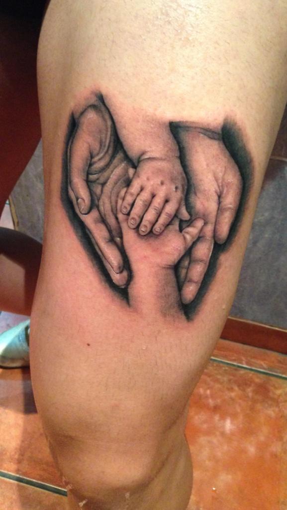 SamuRico_Tattoo's tweet photo. Manos 👐 http://t.co/hhjLehaAHx