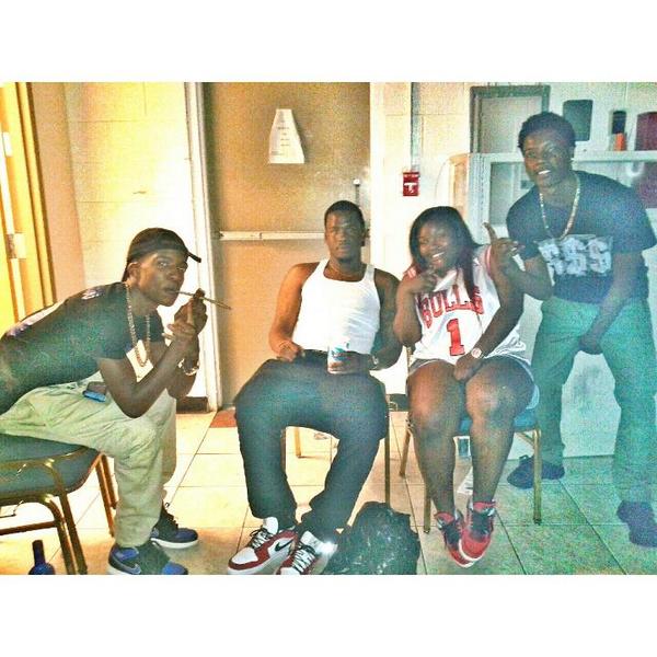 LEROY_FLOCKOO's tweet photo. Young BO$$ SHH*T #JrPhlyte http://t.co/xYTwrfxXQ4