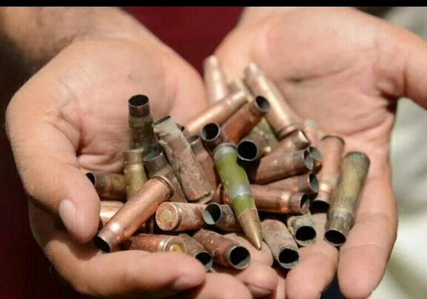 The5thRebel's tweet photo. Sending sarhis to Modi Mom
Bullets fired upon Pakistanis 
#AwamiTakeOver #AzadiMarchPTI 
#FascistDemocracy http://t.co/8XKRdaAd6M