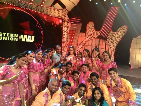 iamlakshmirai's tweet photo. With the wonderful energetic dancers #raack acadamy u guys rocked as always👍so much fun enjoyed it 💃#mirchiawards http://t.co/KhdNbGGI5c