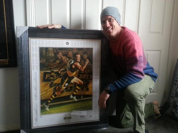 chapmandoo's tweet photo. @mattricho0 best birthday present #richo #richo #man http://t.co/BGRVX3WGZY