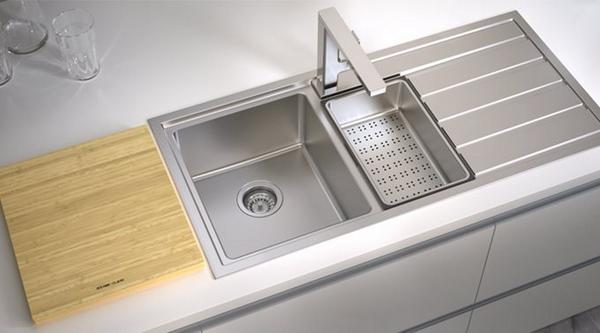 Clark Double Bowl Sink.
#kitchens #homemagazine #luxuryliving