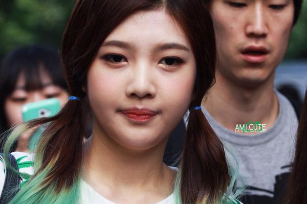 amicute903's tweet photo. 140815 뮤직뱅크 조이 ❤_❤ http://t.co/norPIXFzlH http://t.co/9yD1Wx6kiA #레드벨벳 #RedVelvet #Joy #조이 http://t.co/9qTDKVSJaR