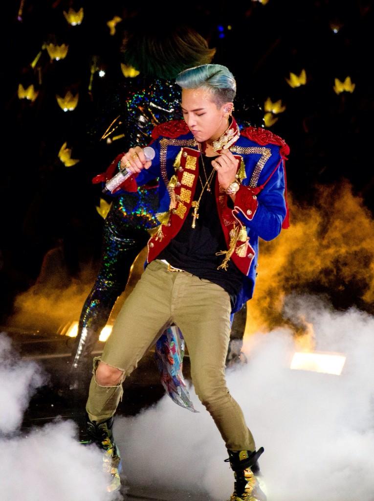 Happy Birthday to my G Dragon!!! Always Love him!!! 
