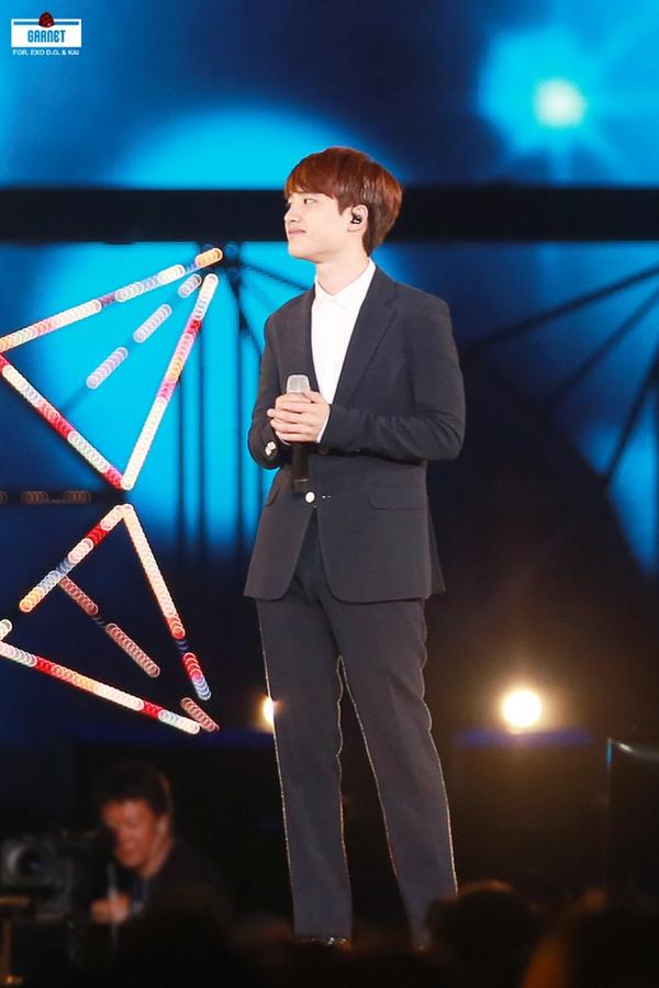 Garnet_Kai's tweet photo. 140815 SM콘서트 #디오 #경수 선배님들과 함께한 무대!🎶
http://t.co/bkzF6S8zO8 http://t.co/8EKo0S0raA