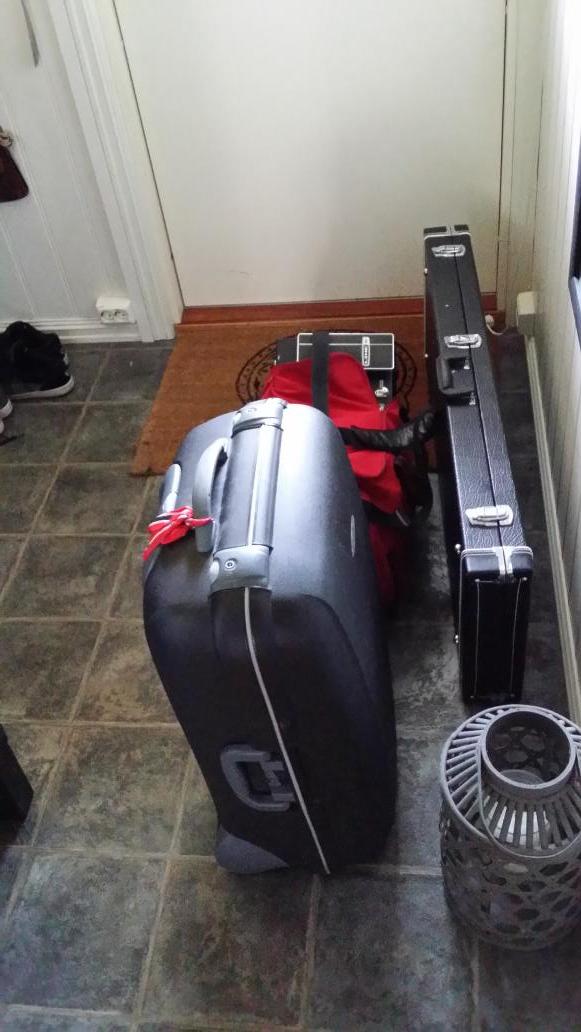 CausingTheExile's tweet image. Ready for studio session ;-)