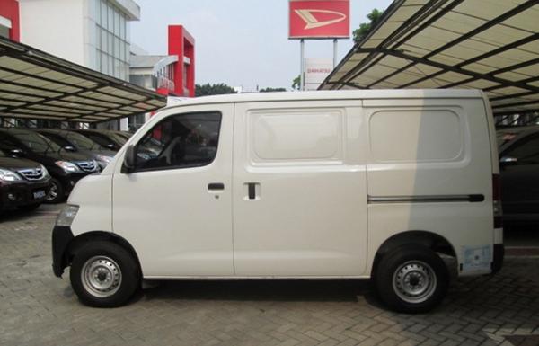 InfoIklanMobil's tweet photo. Promo #merdeka #daihatsu #GranMax #Ayla di #surabaya : 03170408072 - 081330006984 cc to @IklanJituOnline http://t.co/hUYDW13oXf