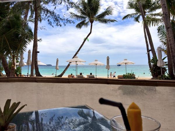 BrianPuspos's tweet photo. I've never seen paradise as beautiful as this | Boracay, Philippines http://t.co/6L5txizGK4