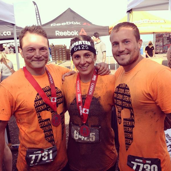 JaniceTheBeast's tweet photo. The spartan SMANDYCH sandwich w @nastynatesmandy @Team_Smandych #spartanrace #teamsmandych #ilovemymuaythaifamily http://t.co/w3mEo0XRGO