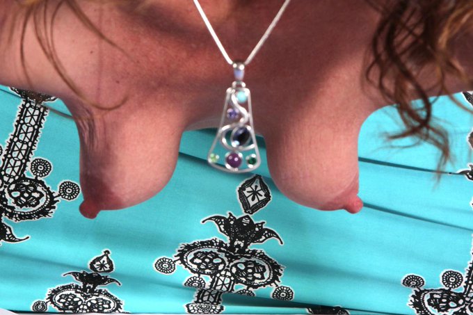 Lucy Luxe... All about her fabulous pussy &amp; pancake boobs at http://t.co/cLPpdHynpO Hanging in there<a href="/tag/mvsales"class="tags"><span>#mvsales</span></a>