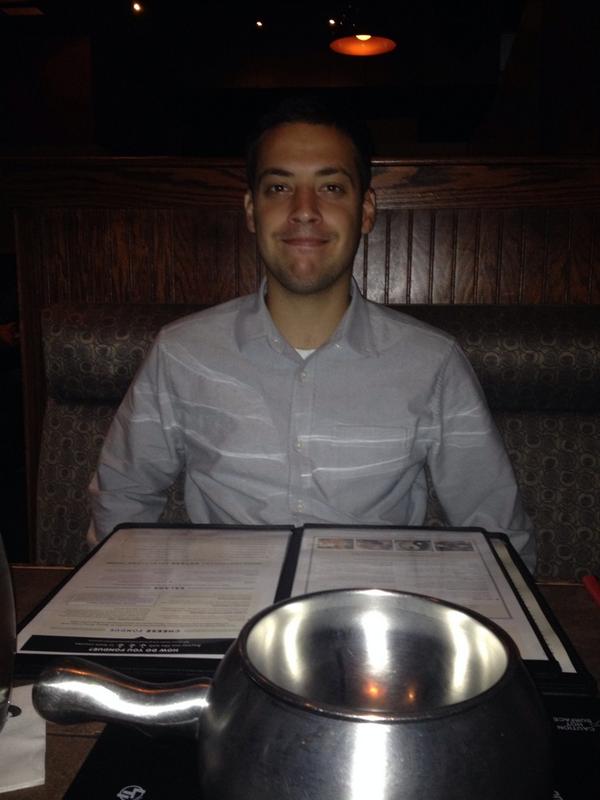 rhiannajacobsen's tweet photo. Melting pot date with my handsome man 💙 #sorryladies #hesmine #toofulltowalk http://t.co/PEcWQs7jfz