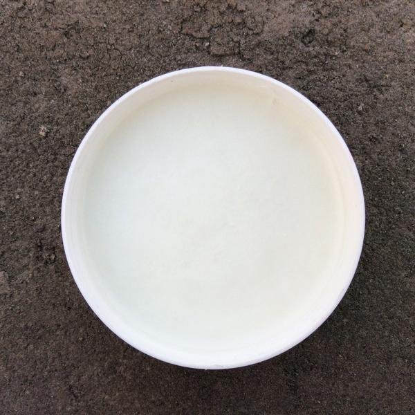 HOWELL POMADE, easy to apply!!