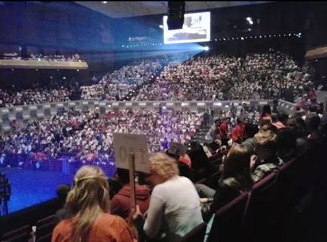 Euroturn's tweet photo. De @eurekaweek2014 ging vanochtend van start in de Doelen, inclusief aftrap van de Sport opportunities @Erasmussport http://t.co/BDuwTgzKYM