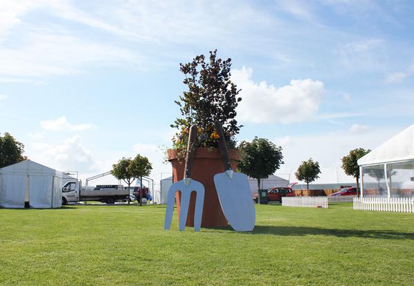 HOAVStudio's tweet image. New work! Photos now up on our website from our latest installation for @southportflower show. hoavstudio.com/Southport-Flow…