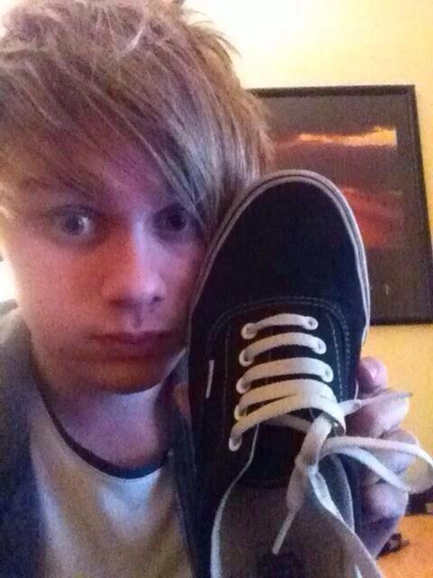 gigi_morada's tweet image. RT bc Michaels shoe