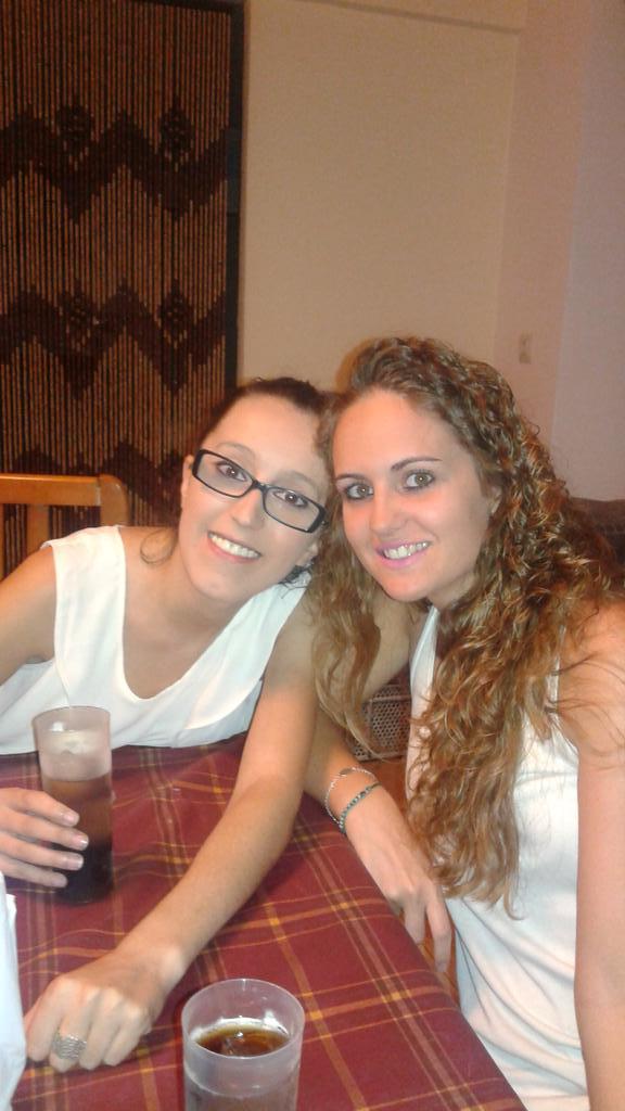Lulubelula's tweet photo. Grandes locuras que solo se te ocurren a ti @cris160892 por muchos cumples mas juntas LoveYou http://t.co/cAWVF09Hwq