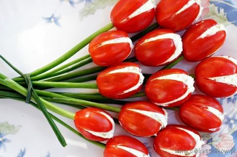 DeMozzarellaBar's tweet photo. Zeg het met…. #mozzarella bloemen http://t.co/y57UFnU9N1