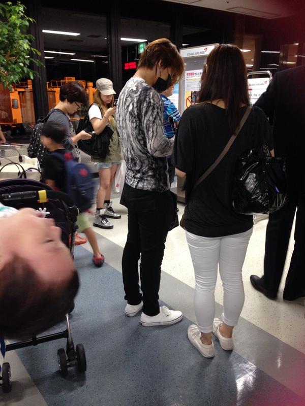 [18/8/14][Pho] Daesung tại sân bay Gimpo BvUS8rDCEAADUnj
