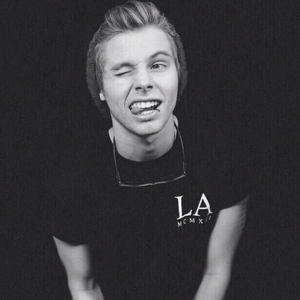 WW5SOSinfo tweet picture