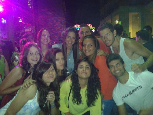 JosMariaTejeiro's tweet photo. Grandes Fiestas de Leganes. Siempre un placer con esta buena gente. Gracias a todos http://t.co/pvxch2sybp