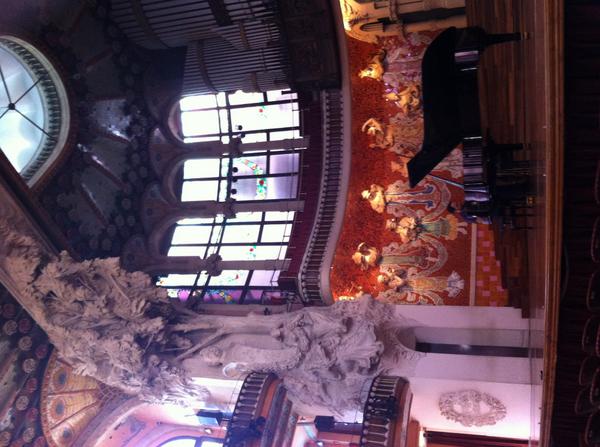 Trying the piano at <a href="/palaumusicacat/">Palau de la Música Catalana</a> for tonight's recital at 9