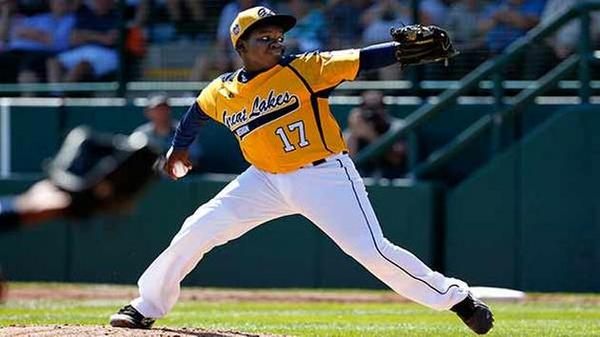 ABC7Chicago's tweet image. Jackie Robinson West to play R.I. in World Series abc7.ws/1Btpp7T Watch party at 7PM in Jackie Robinson Park