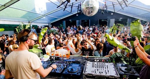 tommybear2013's tweet photo. @ABODE__LONDON wonder if they allow cardigans in this gig? I like #waff he's nearly as hairy as me http://t.co/Qgmup0yT2X