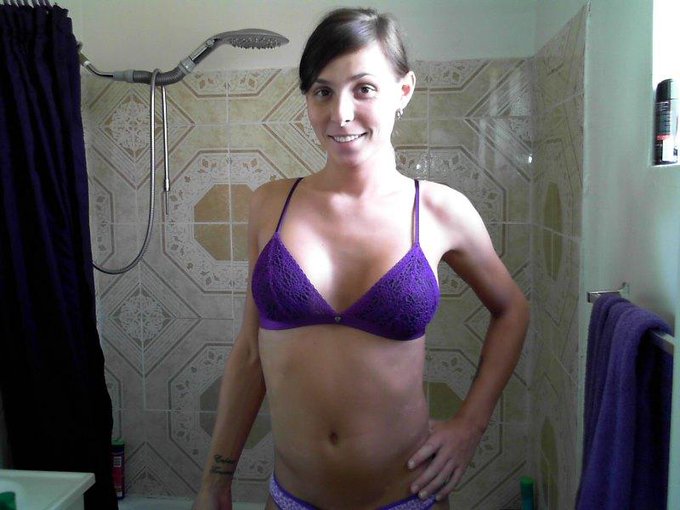 Shower show!  http://t.co/CwGOQVwv4V http://t.co/rXvKSbBVGa