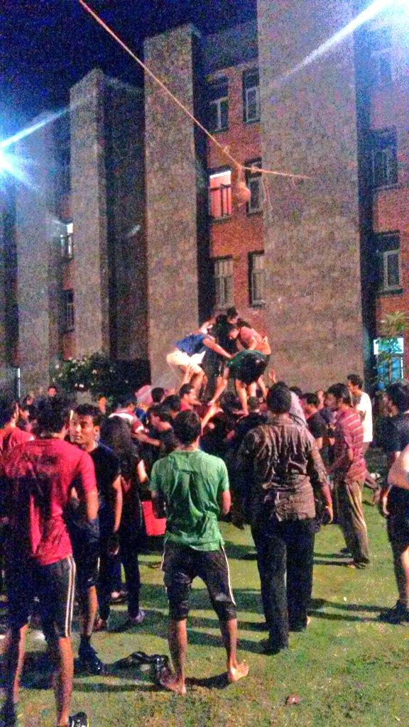 imthyd's tweet photo. Students enjoying the Dahi Handi Celebrations with full fervour and 'dhol' #Antragna #CampusFever http://t.co/HufelnSstq