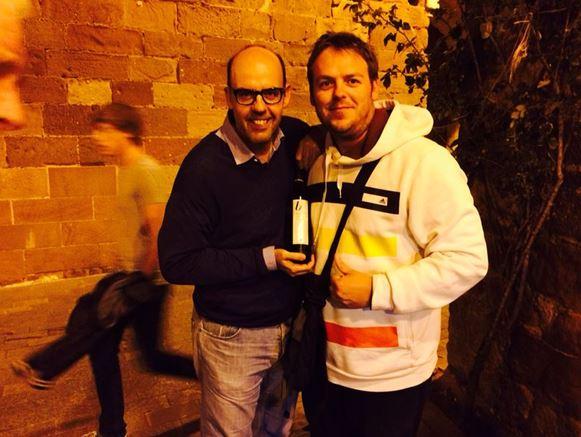 cellersCBM's tweet photo. @jordibaste sopant amb el nostre vi blanc Clos d'englora Blanc #englora #domontsant #prades #priorat #vi #Catalunya http://t.co/1gi8DUjJrk