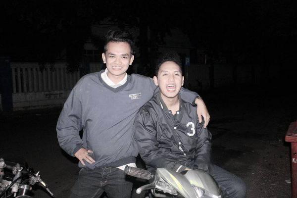 FirmanMahardhik's tweet photo. Kimong dan Abay hihi http://t.co/46A7V0GXYA