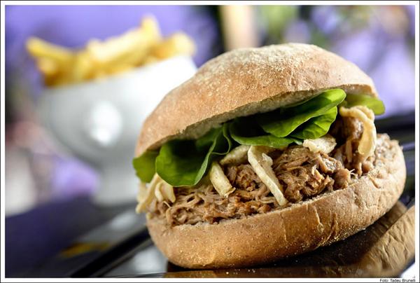 sg_comunicacao's tweet image. O #SquatBar participa no dia 20/08 da feirinha gastronômica do @Sanduweek, no #ButantanFoodPark. Fica a dica!