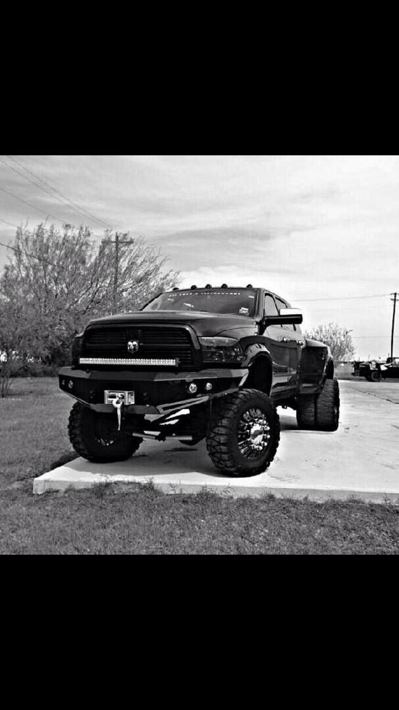 #TeamDodge tweet media