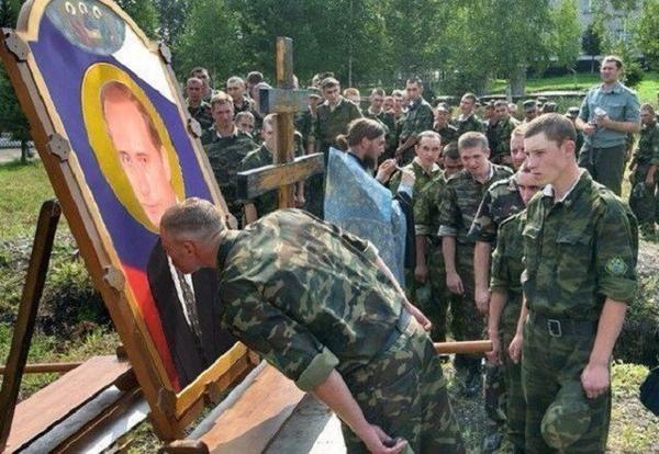 BvVUl4HIQAACEUF.jpg