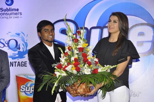 Hansika_ofc's tweet photo. RT #Hansika launches new ad * #SuperWashingPowder ad :) http://t.co/WD3oWB7E8R