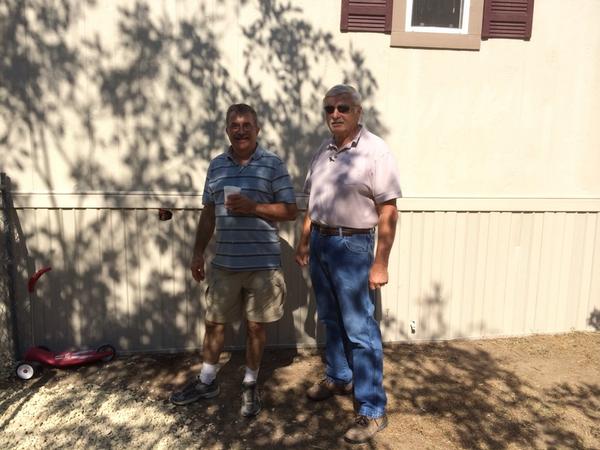 sapp_kyle's tweet photo. PASA Bob checking on Pro Steve. Looking great! @TriciaRoss9 @THD_Roanoke_TX @ronniegravesii http://t.co/wiWgp7TTR7