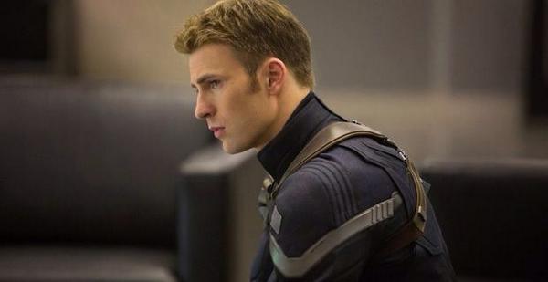 BL00DSPlDER's tweet image. #ManCrushMonday 
everyone has a crush on Captain America and if you don't then you are lying to yourself