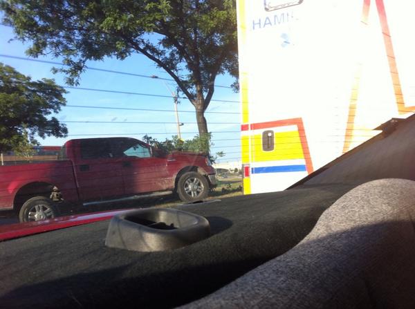 ValR92's tweet photo. Hope everyone is one is ok cray cray shit by #limeridgemall http://t.co/FFxPPZPWBg