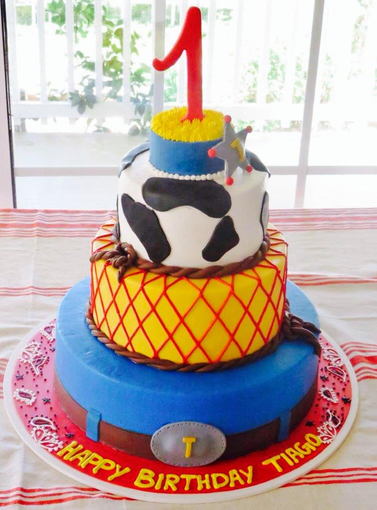 Custom Cake Glendale