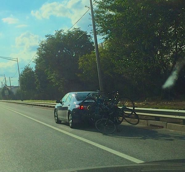 Cycle_Rest's tweet image. #bikerackfail caught on I-76, too bad it wasn't an SUV or hatchback, @Cycle_Rest alternative to dragging your bikes!